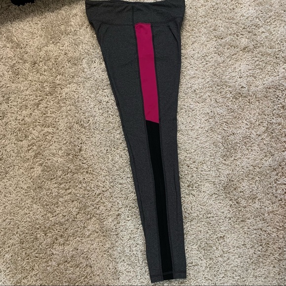 Joe Fresh, Yoga Leggings - Picture 2 of 4